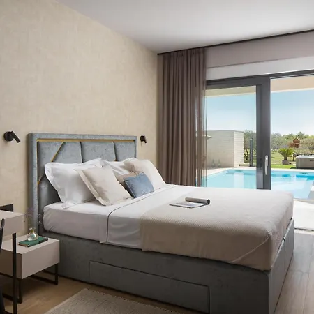 Scallop Zadarvillas *